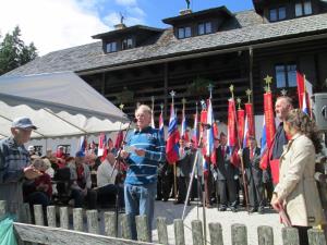 Spominska slovesnost na Vodiški planini.